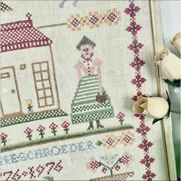 Vintage Bicentennial Cross Stitch Needlepoint Sampler Women’s Day Framed Glass - Picture 3 of 10